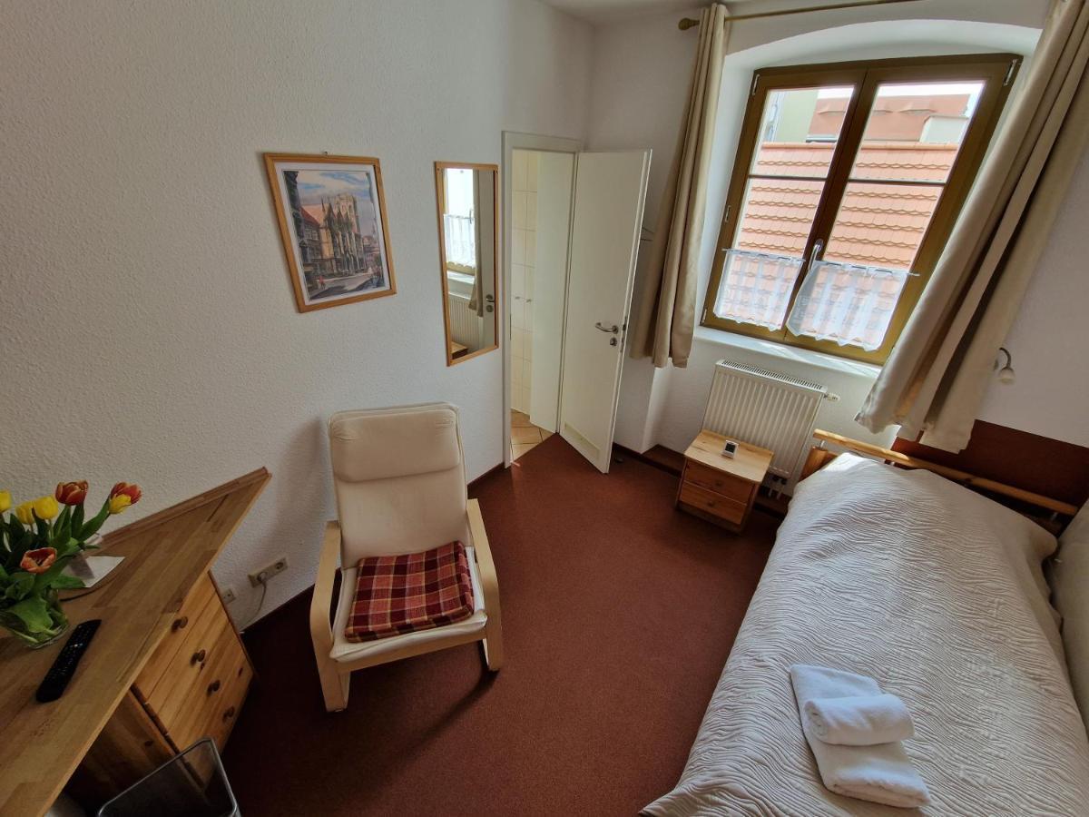 Garni Hotel Zum Hothertor 괴를리츠 외부 사진