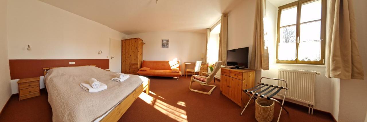 Garni Hotel Zum Hothertor 괴를리츠 외부 사진