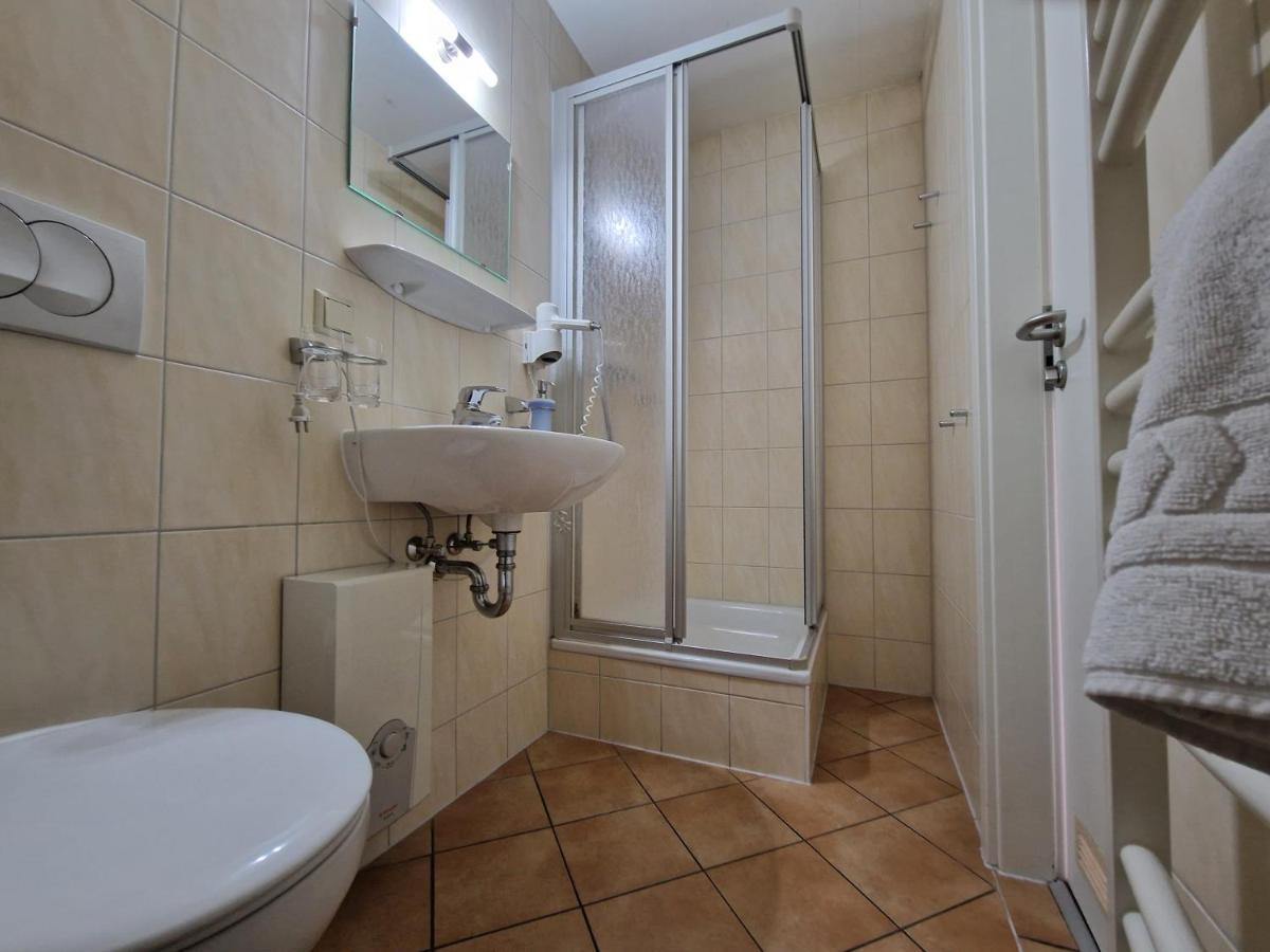Garni Hotel Zum Hothertor 괴를리츠 외부 사진